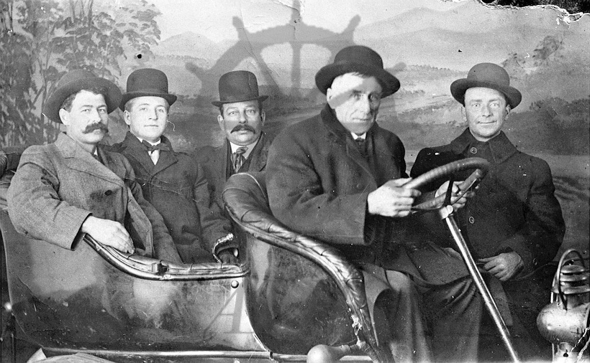 2014.003.7515 Arrowhead group Arrow Lakes Historical Society