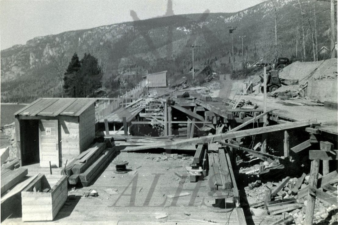 2019.011.1.44 Before removal of old wharf & cribbing. Arrow Lakes